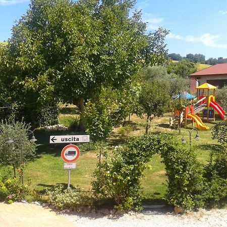 Agriturismo Le Vigne Фермо Экстерьер фото