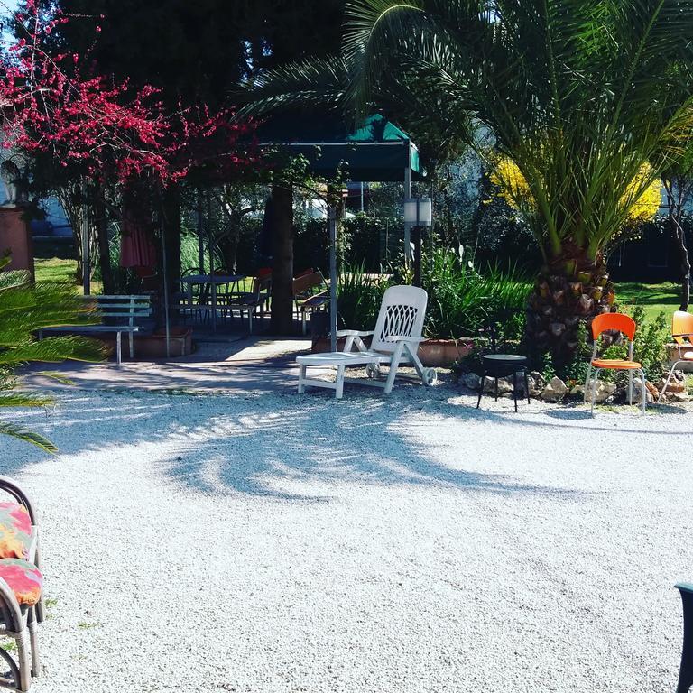 Agriturismo Le Vigne Фермо Экстерьер фото