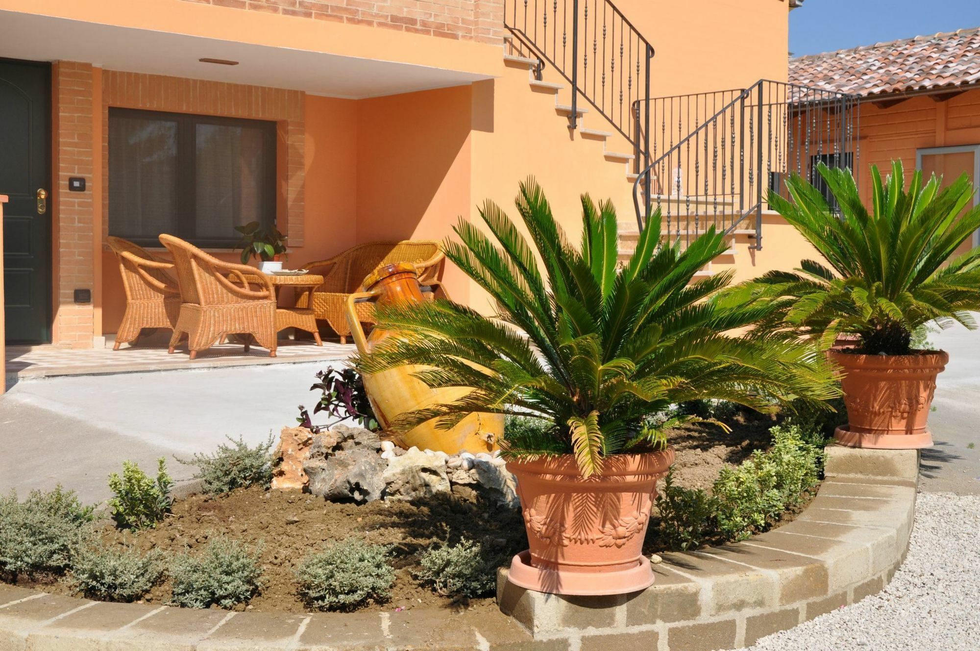 Agriturismo Le Vigne Фермо Экстерьер фото